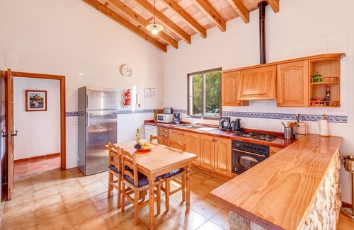 Alcudia Villa | Country House 'Sa Pova' with Mountain View, Wi-Fi and Air Conditioning