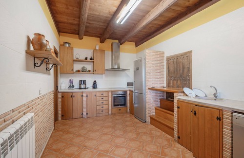 Alfambra House | Country House 'Teruel Alfambra La Deshilla' with Mountain View, Private Pool and Private Garden