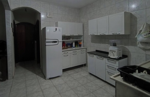 Ipeuna House | Country house with swimming pool in gated community. Access to lake with fishing