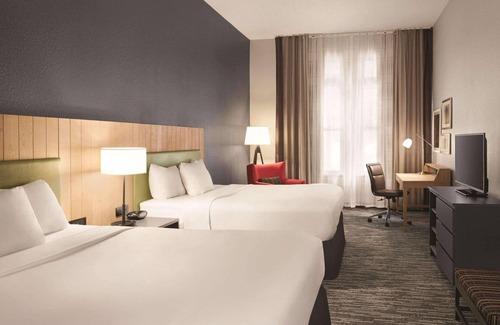 St. Charles Hotel | Country Inn & Suites by Radisson, St. Charles Historic District