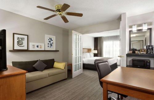 Northeast Columbus Hotel | Country Inn & Suites by Radisson, Columbus Airport, OH