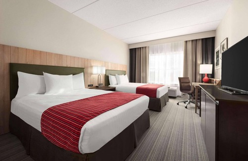 Hermantown Hotel | Country Inn & Suites by Radisson, Duluth North, MN