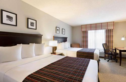 Kearney Hotel | Country Inn & Suites by Radisson, Kearney, NE