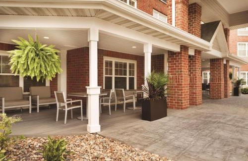 Clive Hotel | Country Inn & Suites by Radisson, Des Moines West, IA