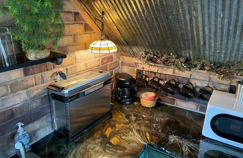 Elk Creek Apartment | COUNTRY LACE Retro Place