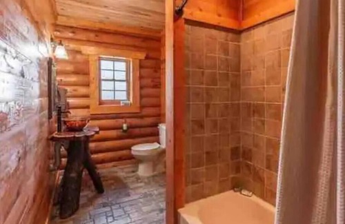 Beulah Cabin | Country Log Home Paradise Ranch