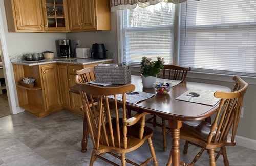 Elkton Cottage | Country View Cottage-Beautiful views! Book your ski weekend! Just minutes away.
