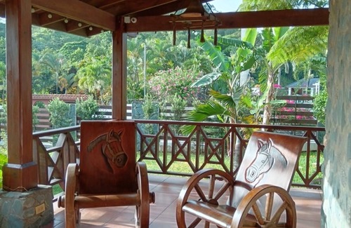 Piedra Blanca Villa | Country villa with natural river, at the foot of the mountain in Juan Adrián (Bonao).