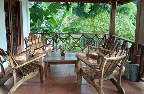 Piedra Blanca Villa | Country villa with natural river, at the foot of the mountain in Juan Adrián (Bonao).