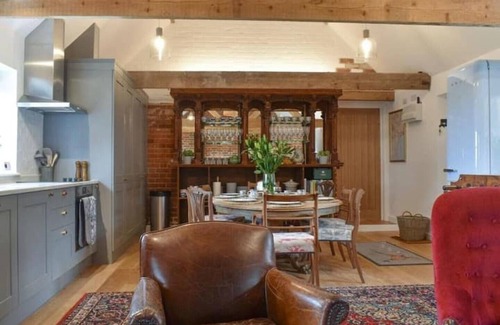 Hythe House | Countryside barn conversion with stunning views