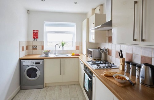 Ogden House | Countryside Views | Garden | Pets + Family | 50"TV