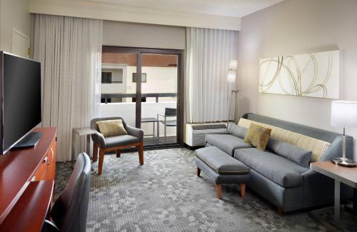 College Park Hotel | Courtyard by Marriott Atlanta Airport South/Sullivan Road