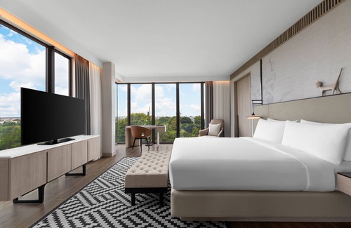 Lat Krabang Hotel | Courtyard by Marriott Bangkok Suvarnabhumi Airport