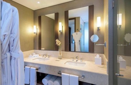 Calle 26 Hotel | Courtyard by Marriott Bogota Airport