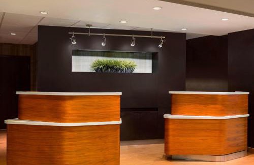 Champaign Hotel | Courtyard by Marriott Champaign
