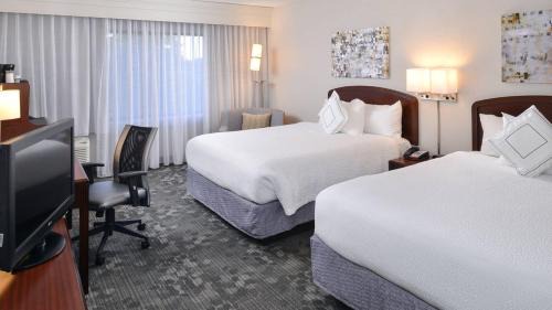 Matthews Hotel | Courtyard by Marriott Charlotte Matthews