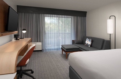 Dothan Hotel | Courtyard by Marriott Dothan