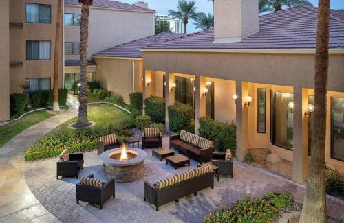 Las Vegas Hotel | Courtyard by Marriott Las Vegas Convention Center