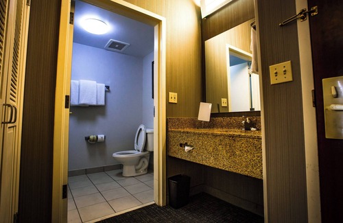 Ellendale Hotel | Courtyard by Marriott Memphis East/Bill Morris Parkway