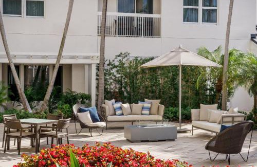 Aventura Hotel | Courtyard by Marriott Miami Aventura Mall