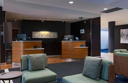 Aksarben - Elmwood Park Hotel | Courtyard by Marriott Omaha Aksarben Village