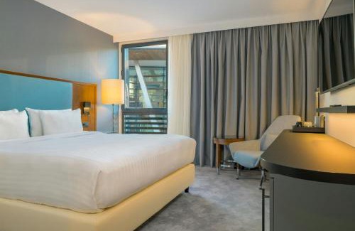 Arcueil Hotel | Courtyard by Marriott Paris Arcueil