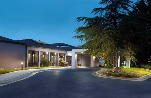 Raleigh Hotel | Courtyard by Marriott Raleigh Midtown