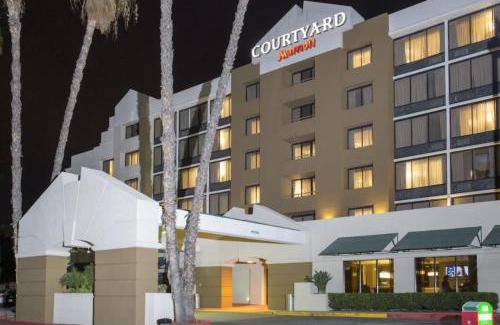 Riverside Hotel | Courtyard by Marriott Riverside UCR/Moreno Valley Area