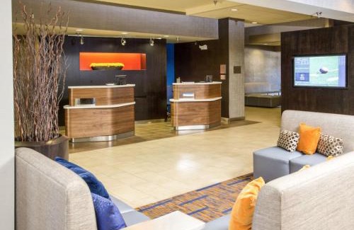 Riverside Hotel | Courtyard by Marriott Riverside UCR/Moreno Valley Area