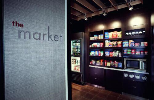 Riverside Hotel | Courtyard by Marriott Riverside UCR/Moreno Valley Area