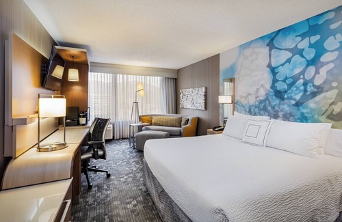 Riverside Hotel | Courtyard by Marriott Riverside UCR/Moreno Valley Area