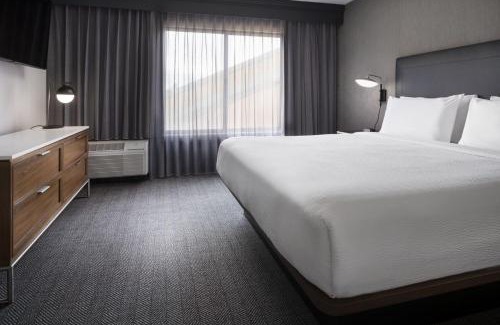 Foster City Hotel | Courtyard by Marriott San Mateo Foster City