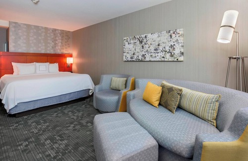 Naval Training Center Hotel | Courtyard by Marriott San Diego Airport/Liberty Station