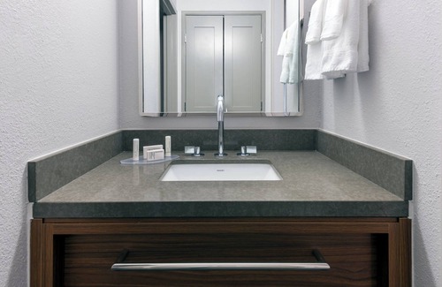 Tallahassee Hotel | Courtyard by Marriott Tallahassee North/I-10 Capital Circle