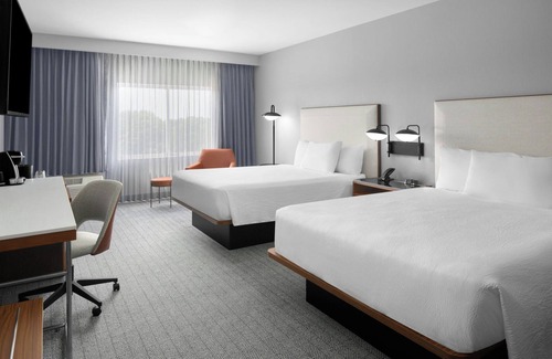Oldsmar Hotel | Courtyard by Marriott Tampa Oldsmar