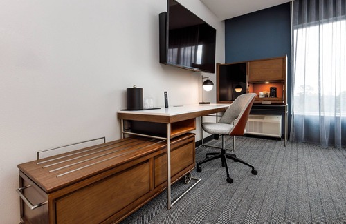 Northwest Pensacola Hotel | Courtyard by Marriott Pensacola I-10 West