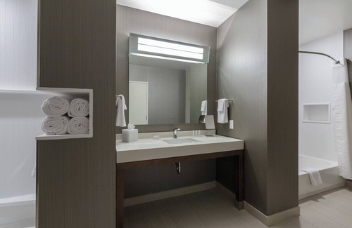 South Bend Hotel | Courtyard by Marriott South Bend Downtown