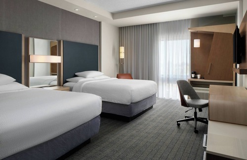 Pine Forest Hotel | Courtyard by Marriott Fayetteville Fort Liberty/Spring Lake