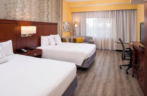 Hesperia Hotel | Courtyard Marriott Victorville