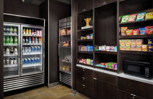 Muncie Hotel | Courtyard Muncie at Horizon Convention Center