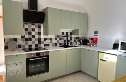 Louth House | Covenham Holiday Cottages - Squirrel Cottage