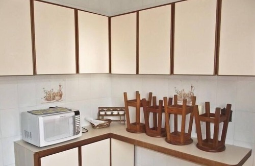 Parque Enseada Apartment | Coverage - Bay Guaruja -3 bedrooms-2 bathrooms and 1 suite - Swimming pool, barbecue grills