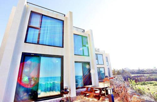 Hallim House | Coveted Palms Village Pension