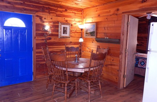 Antlers Cabin | Cowboy Cabin @ Rock'n O Ranch Cabins