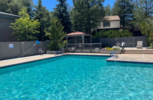 Hidden Valley Ranch House | Coyote Hollow in the Pines