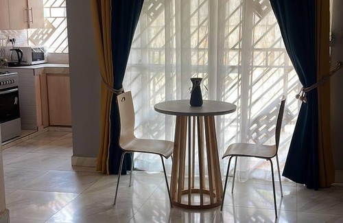 Kireka Apartment | Cozy 1-Bed Apt with Pool & Gym in Najjera 2