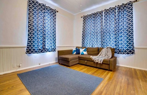 Columbia Apartment | Cozy 1 Bed Historic Elmwood Park-Centennial House