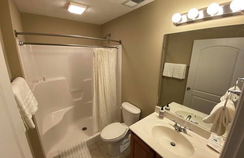 Elizabethtown Apartment | Cozy 1-bedroom apartment in marvelous Elizabethtown with AC, WiFi