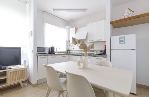 Pedregalejo Apartment | Cozy 1-bedroom apartment on the beach