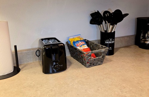 Hancock County Apartment | Cozy 1-bedroom apartment in wonderful Britt with WiFi, A/C